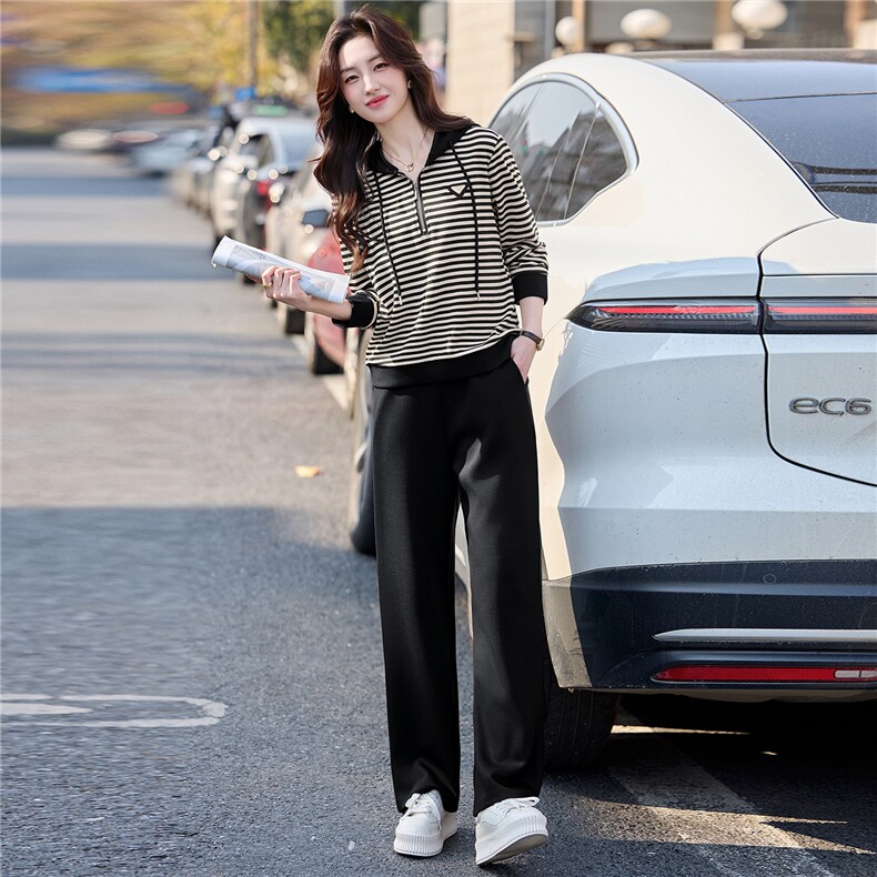 简约条纹连帽两件套（有）201P145,女装套装/套裙,乐衣轩