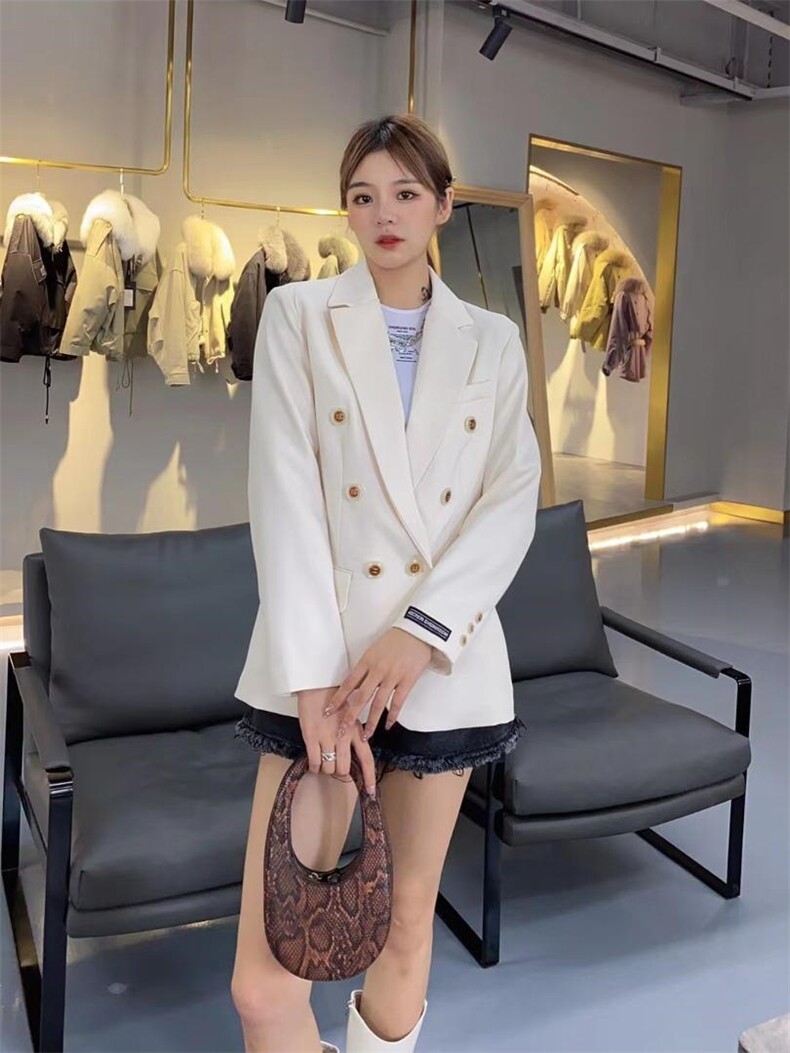 现货小西装外套三色三码，女装西装，艾涵o