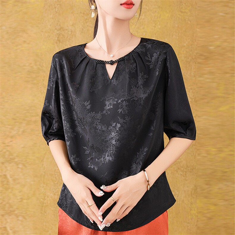 夏季新款简约女士盘扣提花短袖宽松百搭显瘦时尚休闲上衣，女装T恤，朝贺羊绒