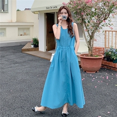 蓝色无袖连衣裙女夏2025新款今年流行度假风法式高级感仙女长裙，女装连衣裙，2C232