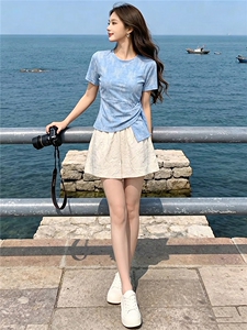 女夏新款时尚减龄套装圆领侧绑带晕染设计短袖上衣蕾丝短裤两件套图片 女夏新款时尚减龄套装圆领侧绑带晕染设计短袖上衣蕾丝短裤两件套图片