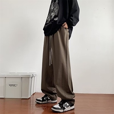 深棕色