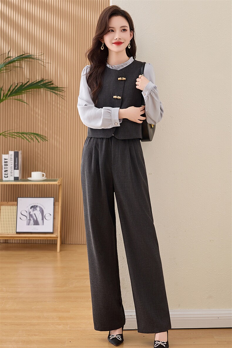 高级感2026春季套装针织打底衫气质马甲显瘦长裤三件套女春新款,女装套装/套裙,美沁