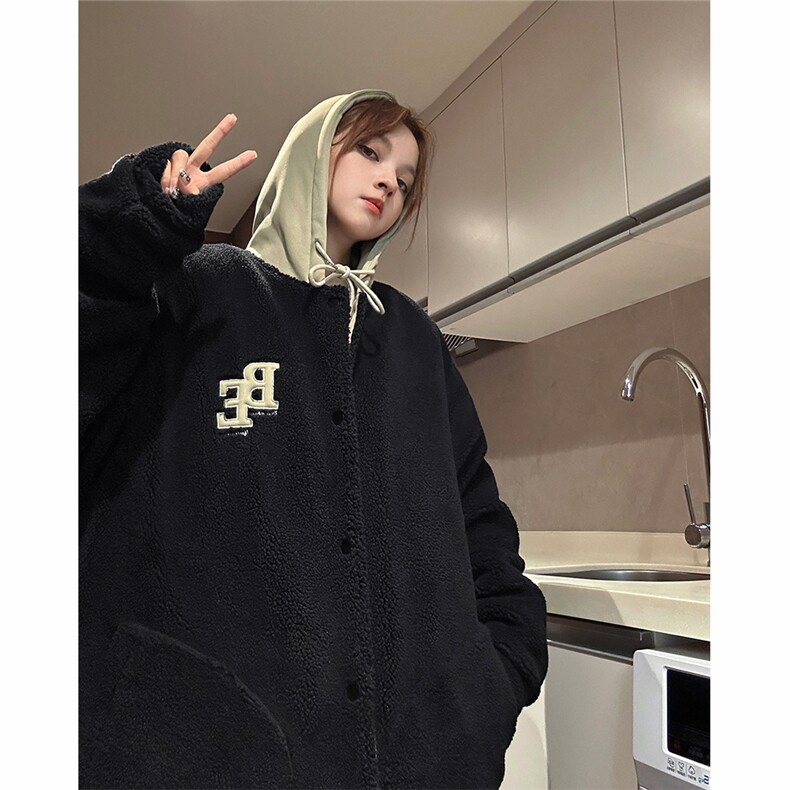 eq334 贴补刺绣拼接连帽羊羔毛外套男女情侣装2024新款加厚棉服图片