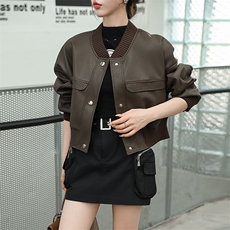 2024新款海宁皮衣女短款棒球服仿真绵羊皮夹克蝙蝠宽松拼接外套，女装皮衣，美拉德工厂直营店