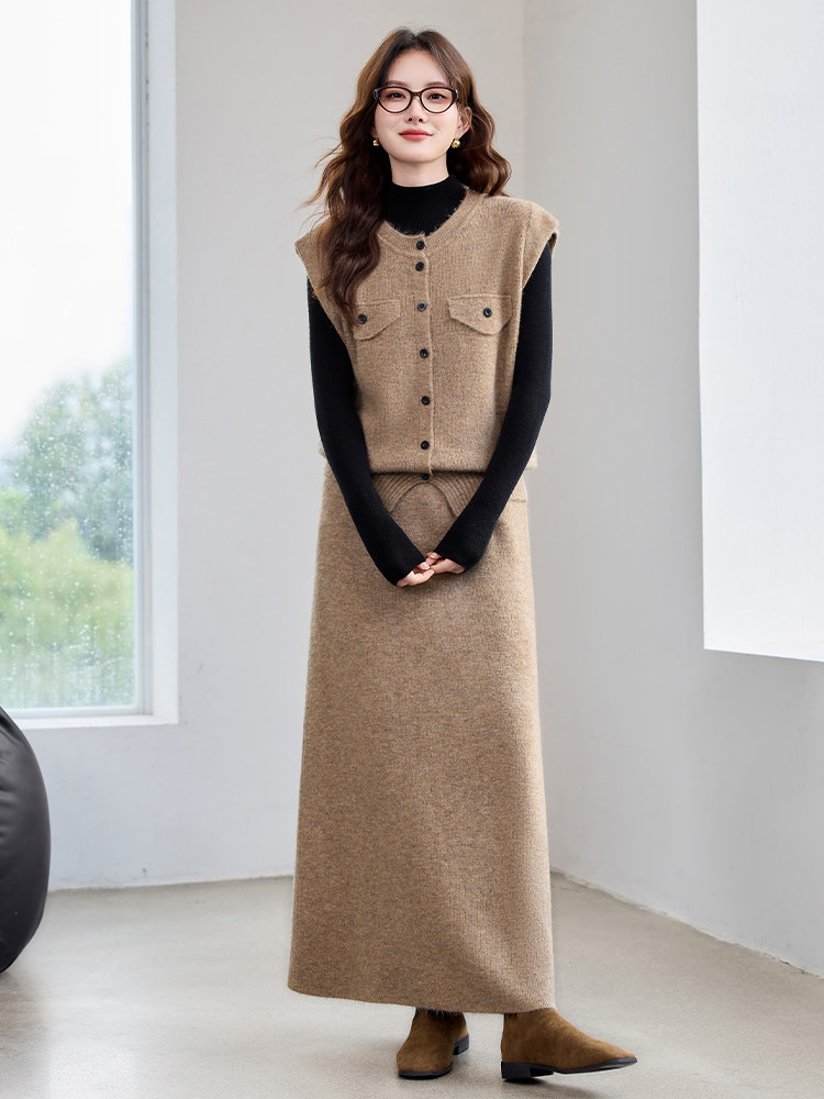 现货！秋季新款洋气时尚百搭通勤款圆领显瘦单排扣三件套裙女,女装套装/套裙,宝儿家