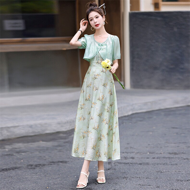 2024夏装新款新中式时尚显瘦盘扣外披碎花吊带裙两件套，女装套装/套裙，天丝秀