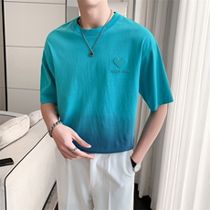 湖蓝色
