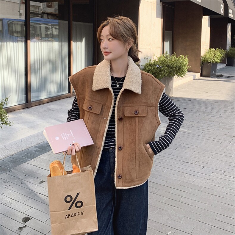 咖色皮毛一体麂皮绒马甲女秋冬新款韩版甜酷风加绒加厚时尚外套潮，女装羊羔毛/颗粒绒，浙宝069