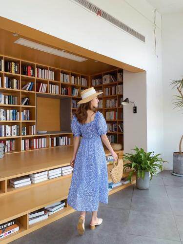 2021年夏季新款，女装，V/A