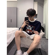 藏青色