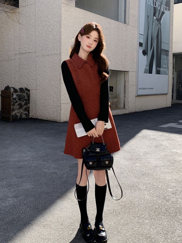 现货韩系高级感红呢料马甲+针织打底套装女2026春装新款两件套裙,女装套装/套裙,魅影