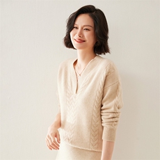 V领秋冬季简约气质百搭宽松35%羊绒衫女，女装羊绒衫，七柒羊绒