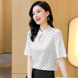 衬衫女2025新款夏季小个子气质t恤桑蚕丝真丝碎花短袖上衣图片