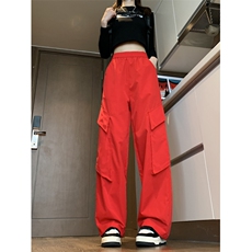 红色