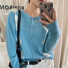 2025年秋季新款百搭拉毛菱形格圆领开衫，女装羊毛衫，优麦羊绒（原洪叶羊绒）