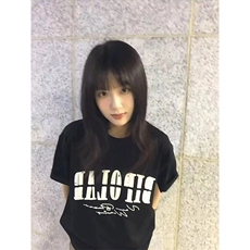 黑色