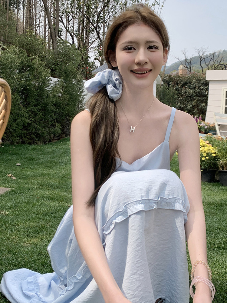 韩式海边度假蓝色吊带裙女2025年夏季新款百搭洋气休闲茶歇长裙潮,女装连衣裙,蝶眷