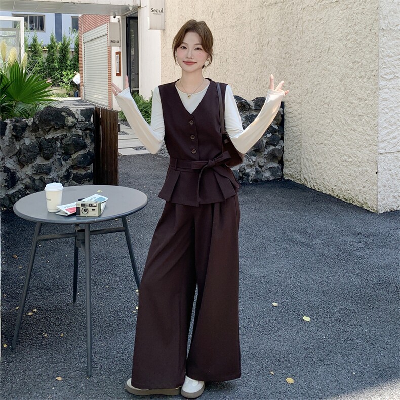 咖色时尚洋气腰带收腰马甲套装女2025秋季新款打底衫阔腿裤三件套图片