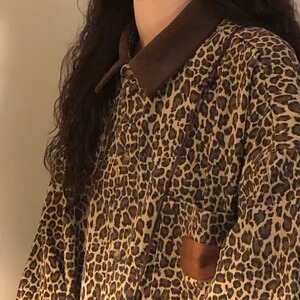 衬衫女短袖夏季潮牌痞帅高级感翻领衬衣设计感情侣装五分袖图片