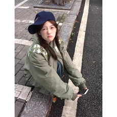 绿色