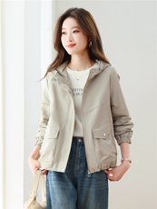 现货！现货！2026春季新款时尚宽松休闲短款外套女，女装短外套，以桐