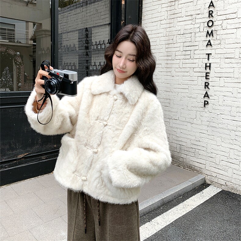 【新品】柔软亲肤高级感皮毛一体外套女5163-P195-K288,女装皮草,2C126