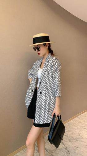 夏季新款西装外套，，女装西装，水锦红