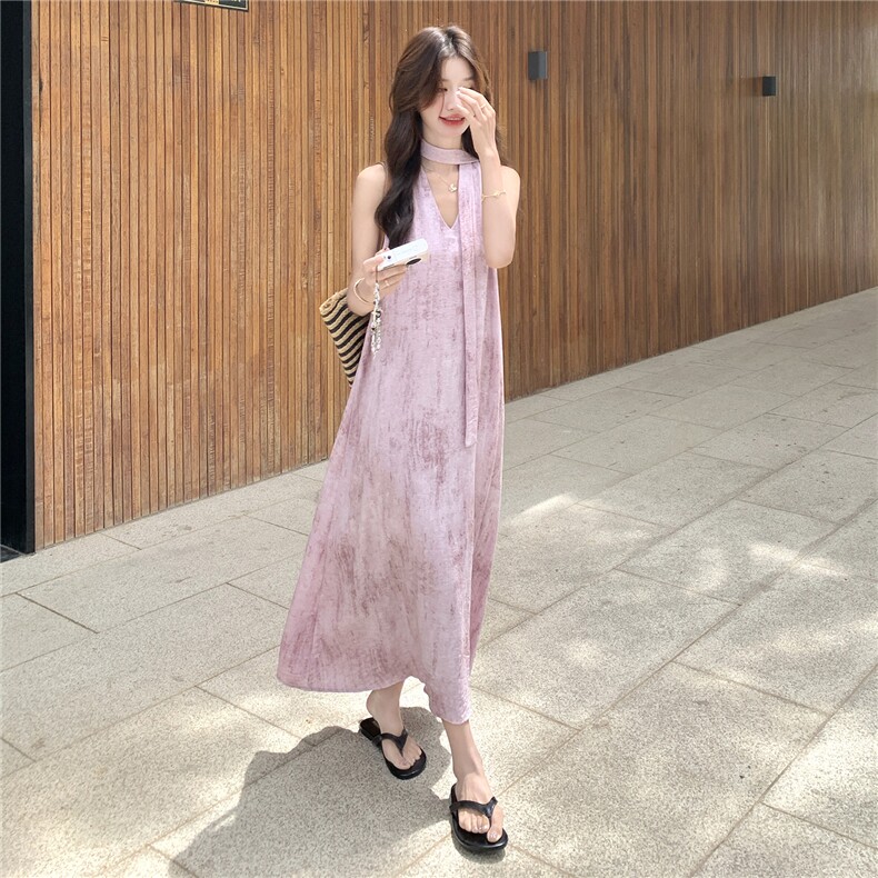 法式浪漫无袖碎花连衣裙女2025夏季新款氛围感度假风显瘦减龄长裙，女装连衣裙，琦鑫阁（原依鑫阁）
