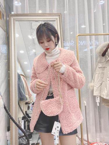 冬装新款，皮毛一体配包包。，女装，时尚名门