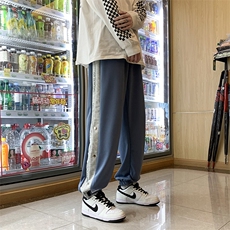 蓝色