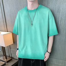 湖绿色