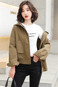 2025年春装休闲短外套女大码纯色简约风衣矮个子短款上衣上新流行图片