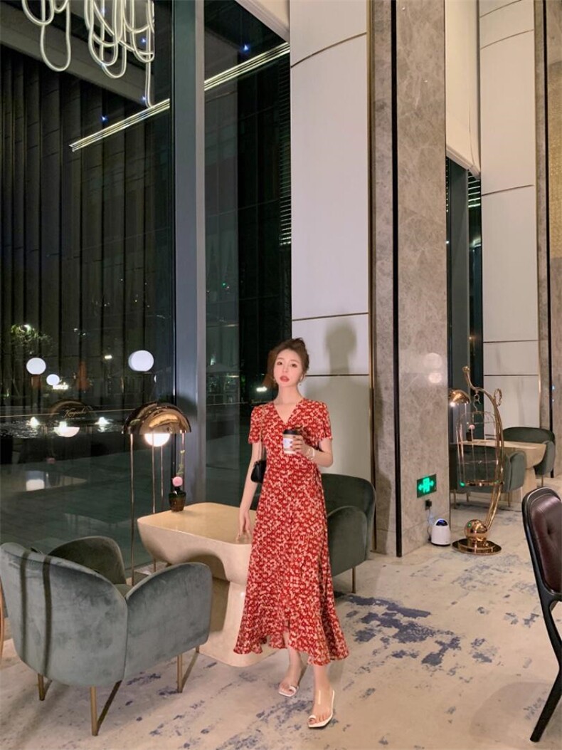 夏季新款连衣裙，女装连衣裙，早颜