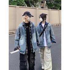 蓝色