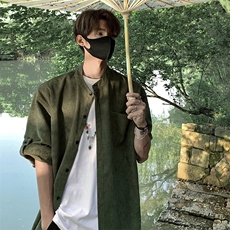 军绿色