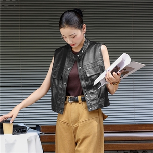 【秋季女装新款】大量现货时尚百搭短款皮衣马甲外套图片