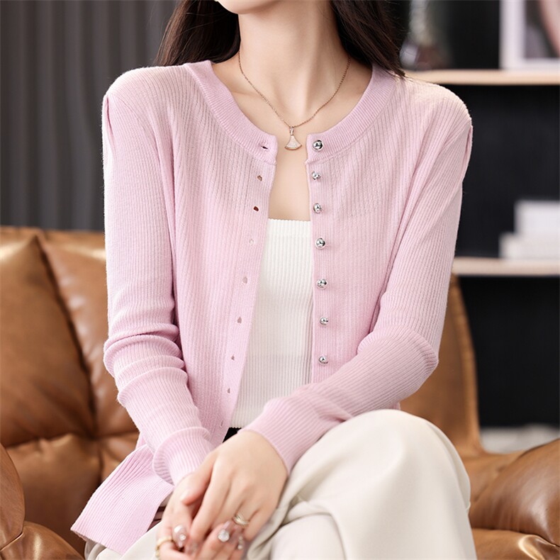 时尚百搭贴身柔软舒适轻盈简约女士圆领针织羊毛衫，女装羊毛衫，织己羊绒