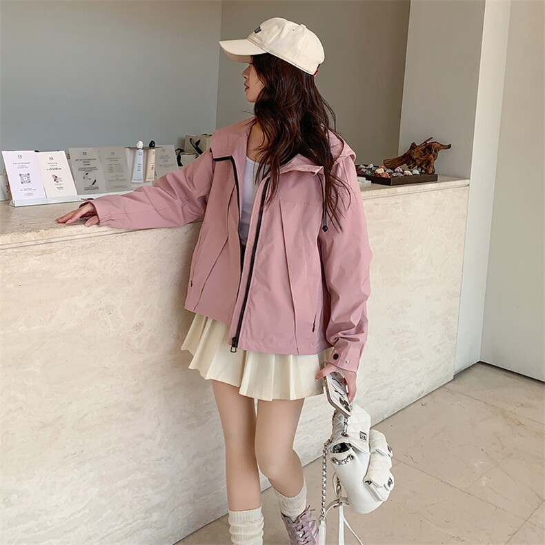 粉色连帽冲锋衣女2025春秋季新款小个子甜美减龄休闲夹克短外套,女装短外套,辉之琳