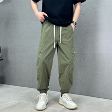 军绿色