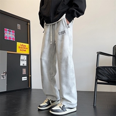 灰色