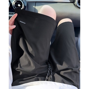 特批P25无差价夏季美式高街格纹透气网眼纯色大码短裤男DK5890图片