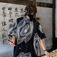 黑色
