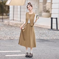 新款排扣马甲+半身裙气质套装2529P150，女装套装/套裙，乐衣轩