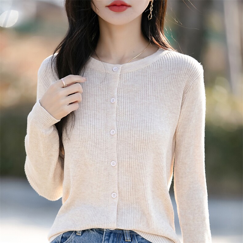 甜美风显瘦圆领针织开衫女2025春季新款减龄薄款小个子短外套上衣图片