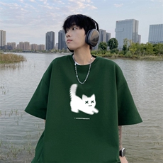 墨绿色