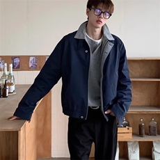 藏青色