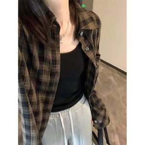 TC729-P45 春秋长袖格子衬衫女复古 设计感宽松显瘦学生上衣图片