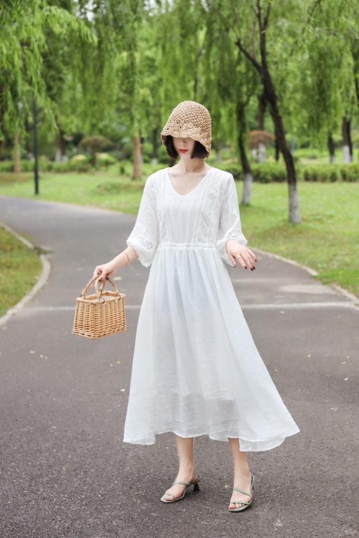 【现货】纯苎镂空花边连衣裙,女装连衣裙,依鼎衣典