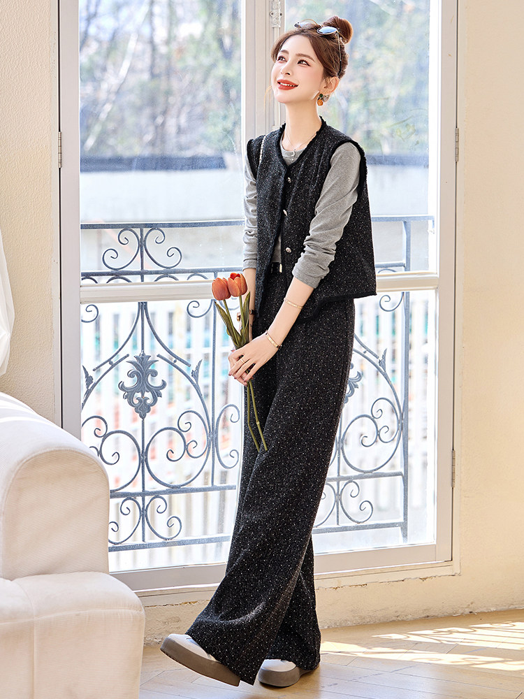 灰色波点小香风马甲套装女春2025新款小个子显瘦减龄阔腿裤三件套,女装套装/套裙,依多米